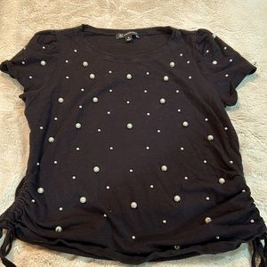 Beautiful pearl tee